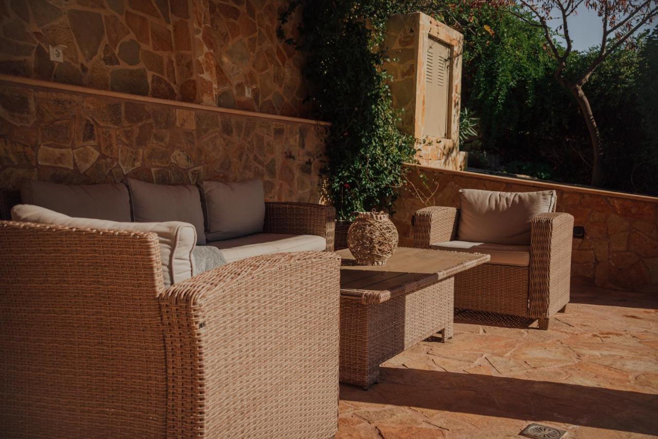 Pool And Sea View Apartments Agia Marina  Exterior foto